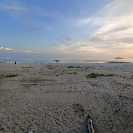 Pd Paradise Lagoon North B-L5-2 بورت ديكسون المظهر الخارجي الصورة